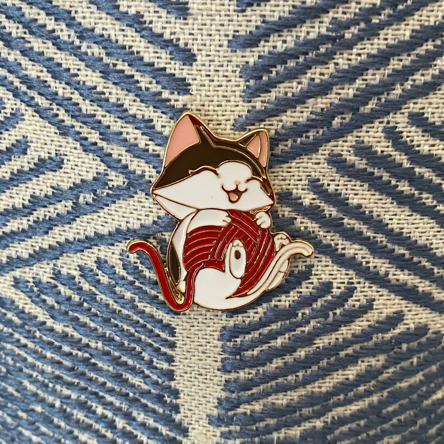 Giggles the Smitten Kitten Enamel Pin - thehappypin