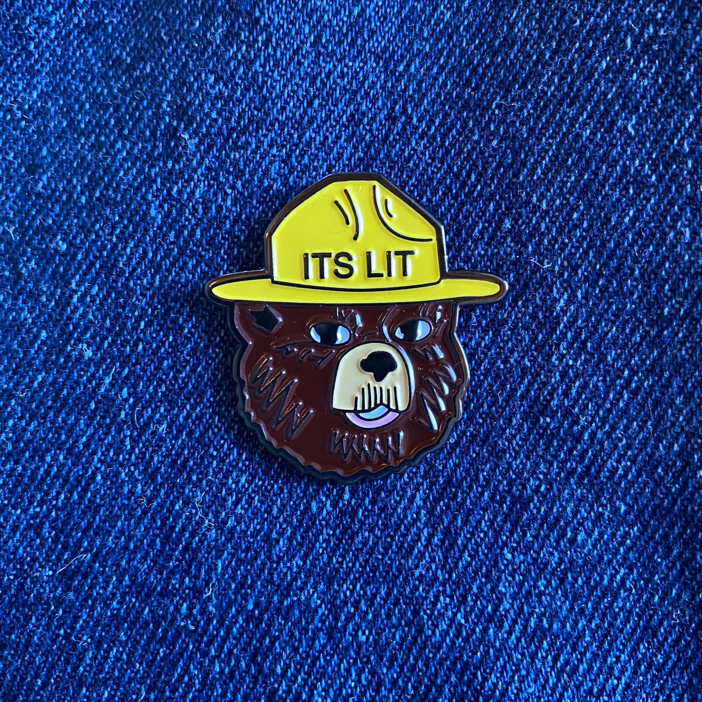 Richard the Bear It's Lit! Enamel Pin - thehappypin