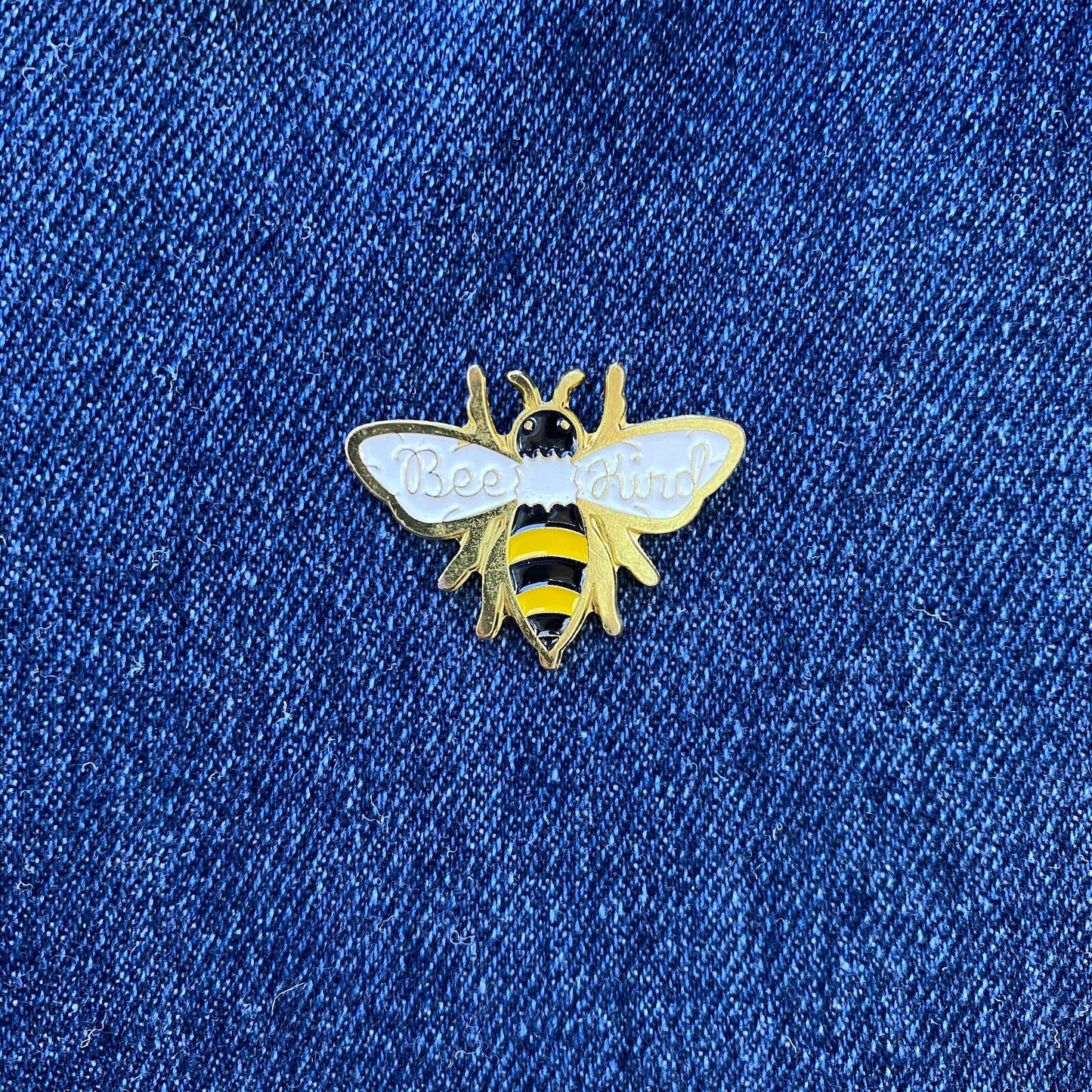 Bee Kind Save the Bees Enamel Pin - thehappypin