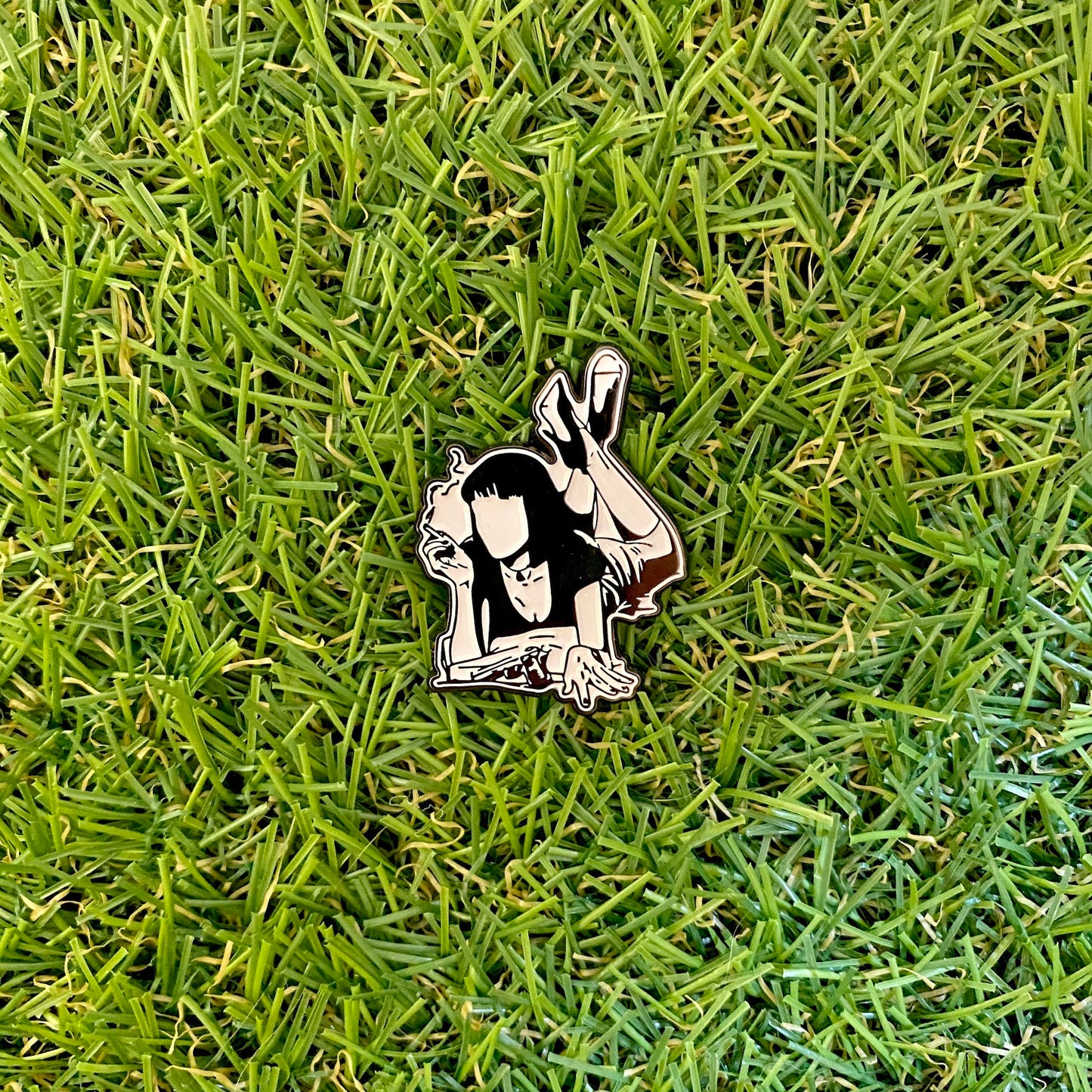 Mia from Pulp Fiction Cult Classic Enamel Pin - thehappypin