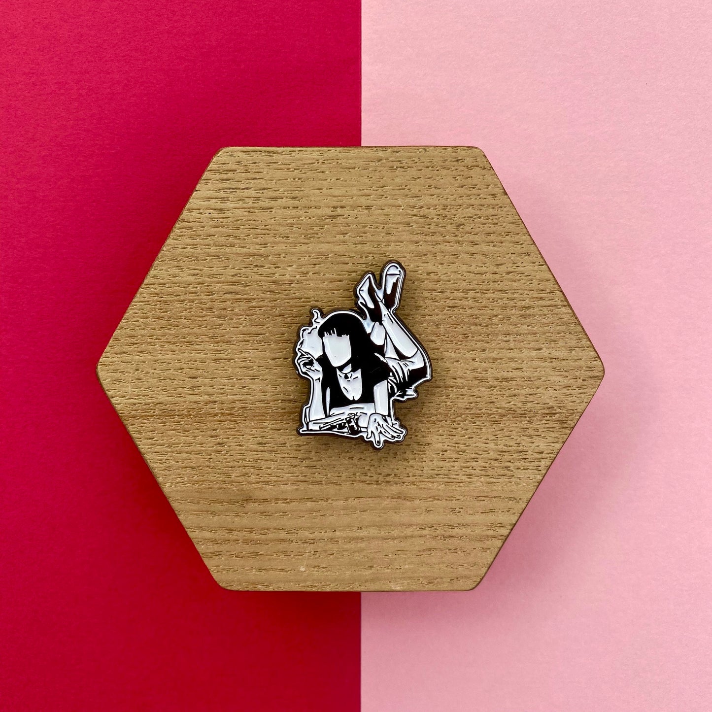Mia from Pulp Fiction Cult Classic Enamel Pin - thehappypin