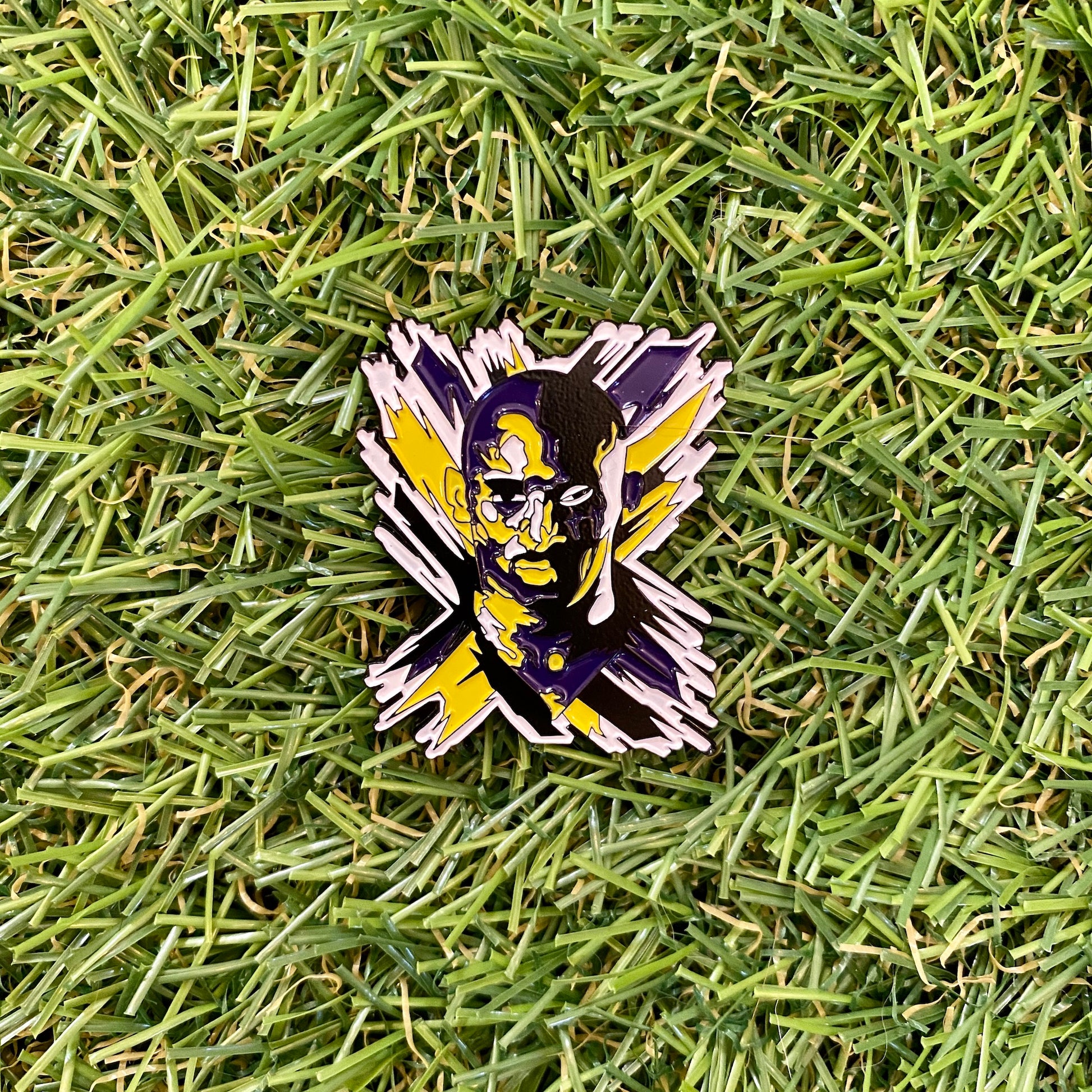 RIP Kobe Bryant Enamel Pin - thehappypin