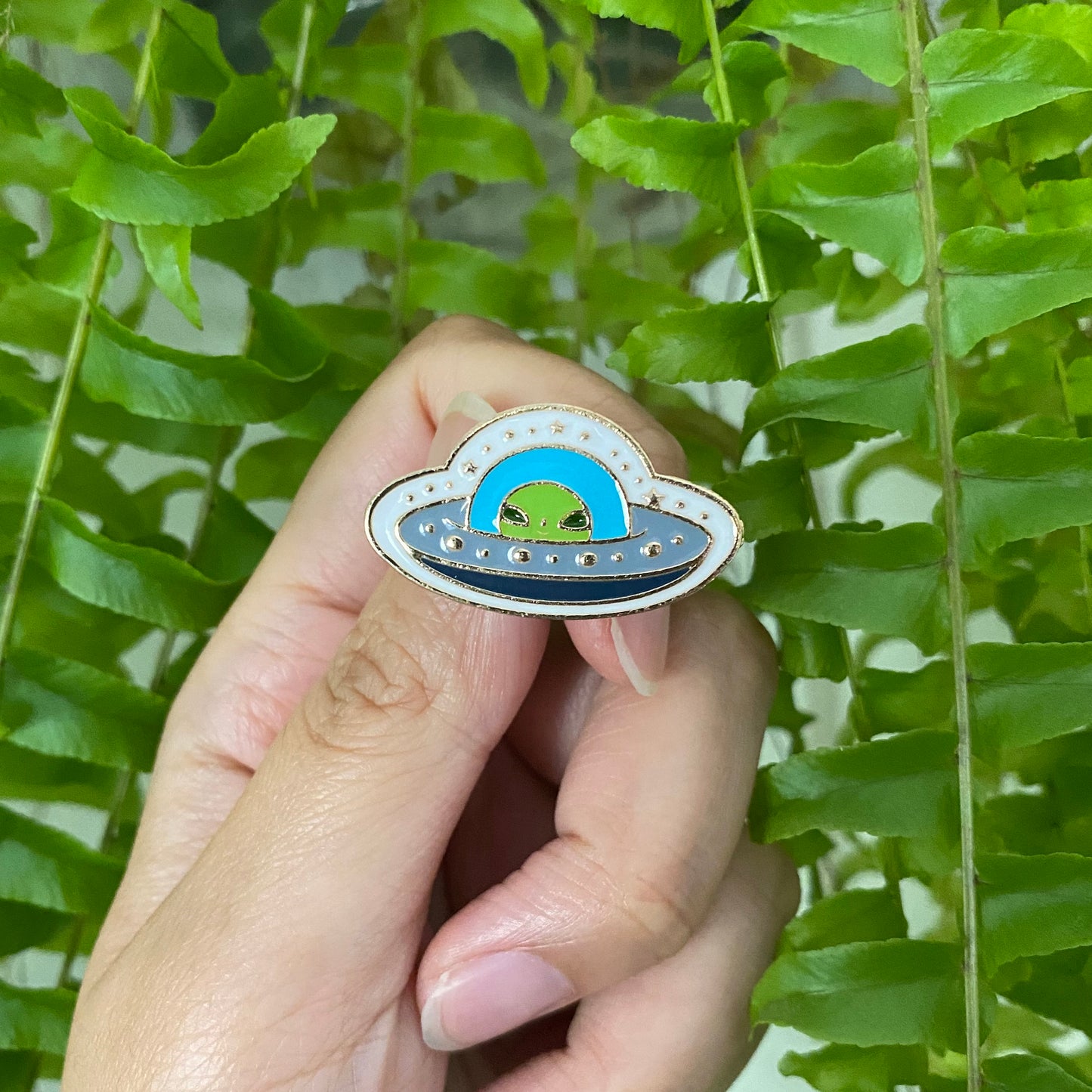 Alan the Alien Enamel Pin - thehappypin