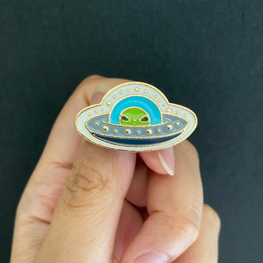 Alan the Alien Enamel Pin - thehappypin
