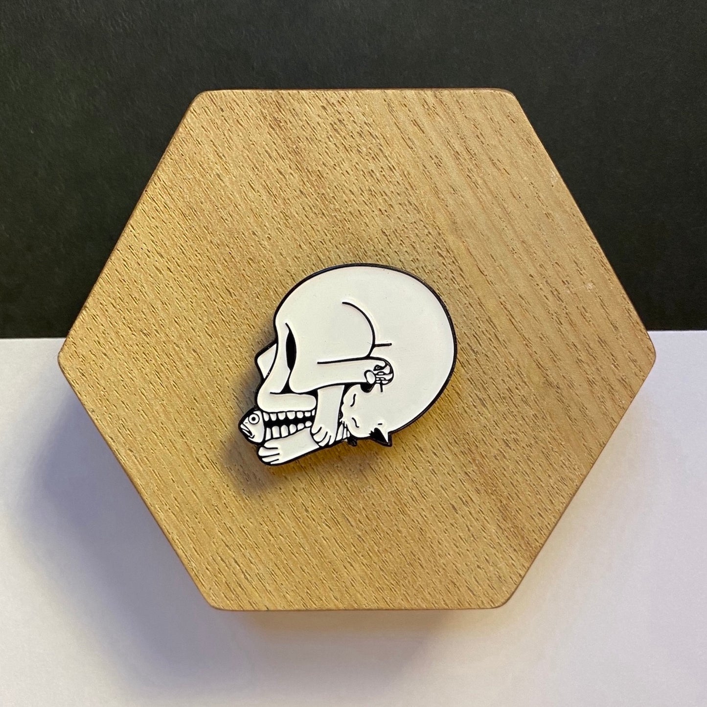 Catacomb the Skull Cat Kitty Enamel Pin - thehappypin