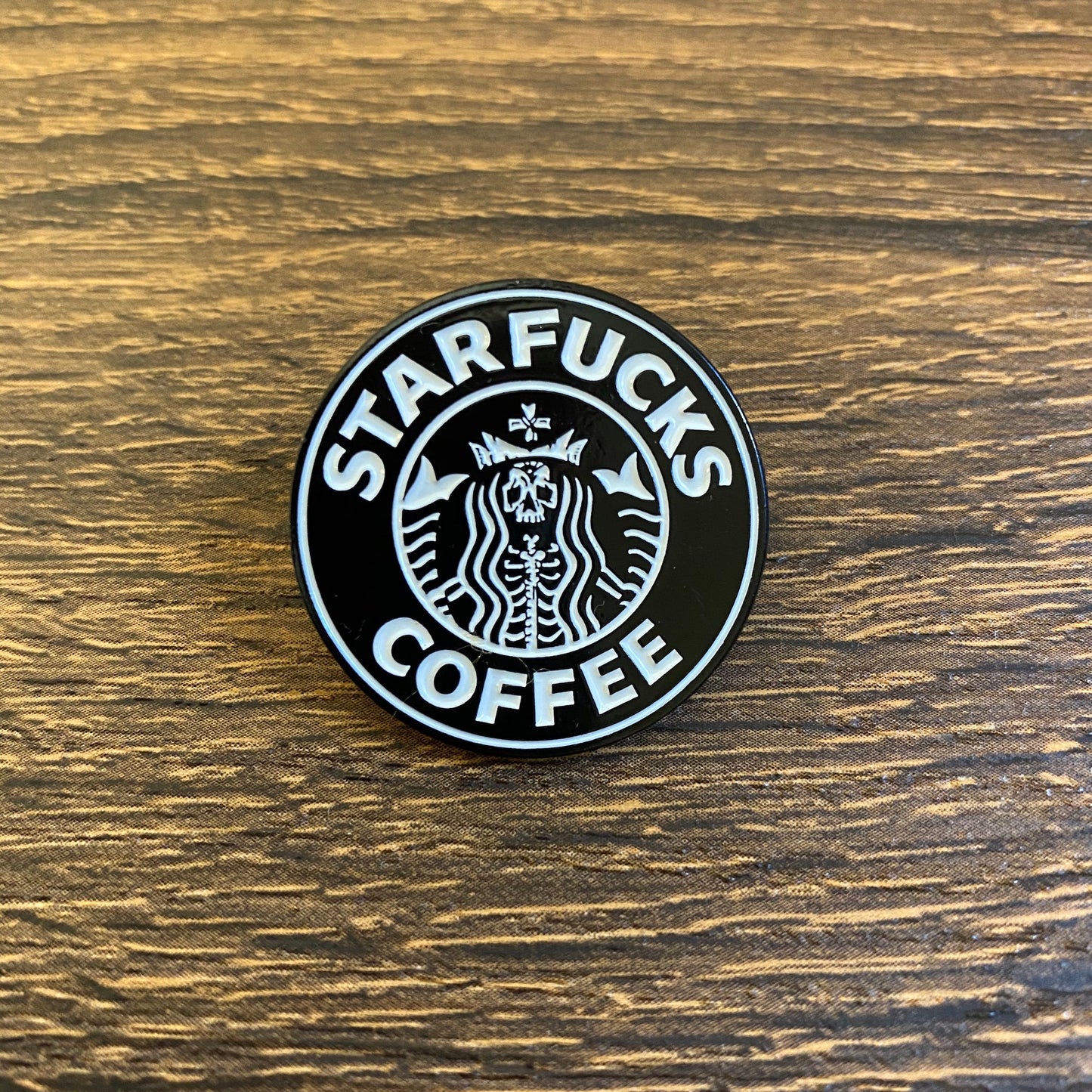 Starfucks Coffee - Absolutely No F***s Given Enamel Pin - thehappypin