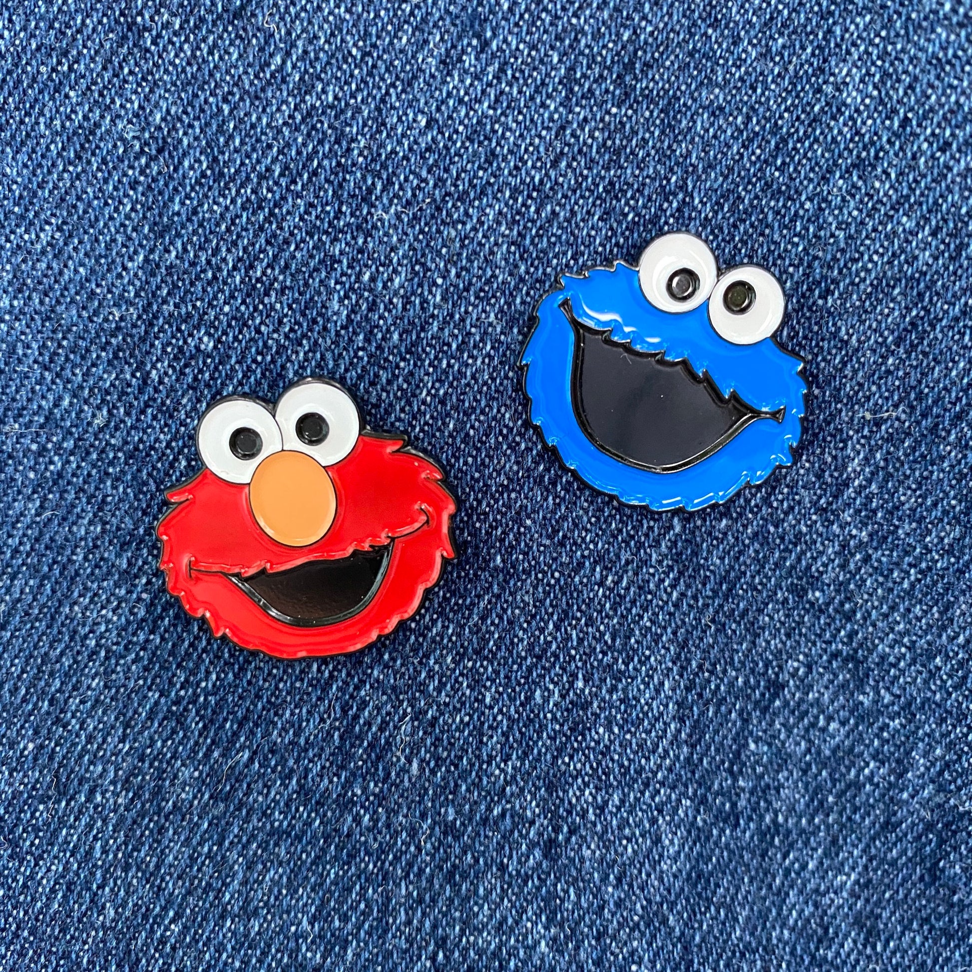 Elmo and Cookie Monster Sesame Street Enamel Pin - thehappypin
