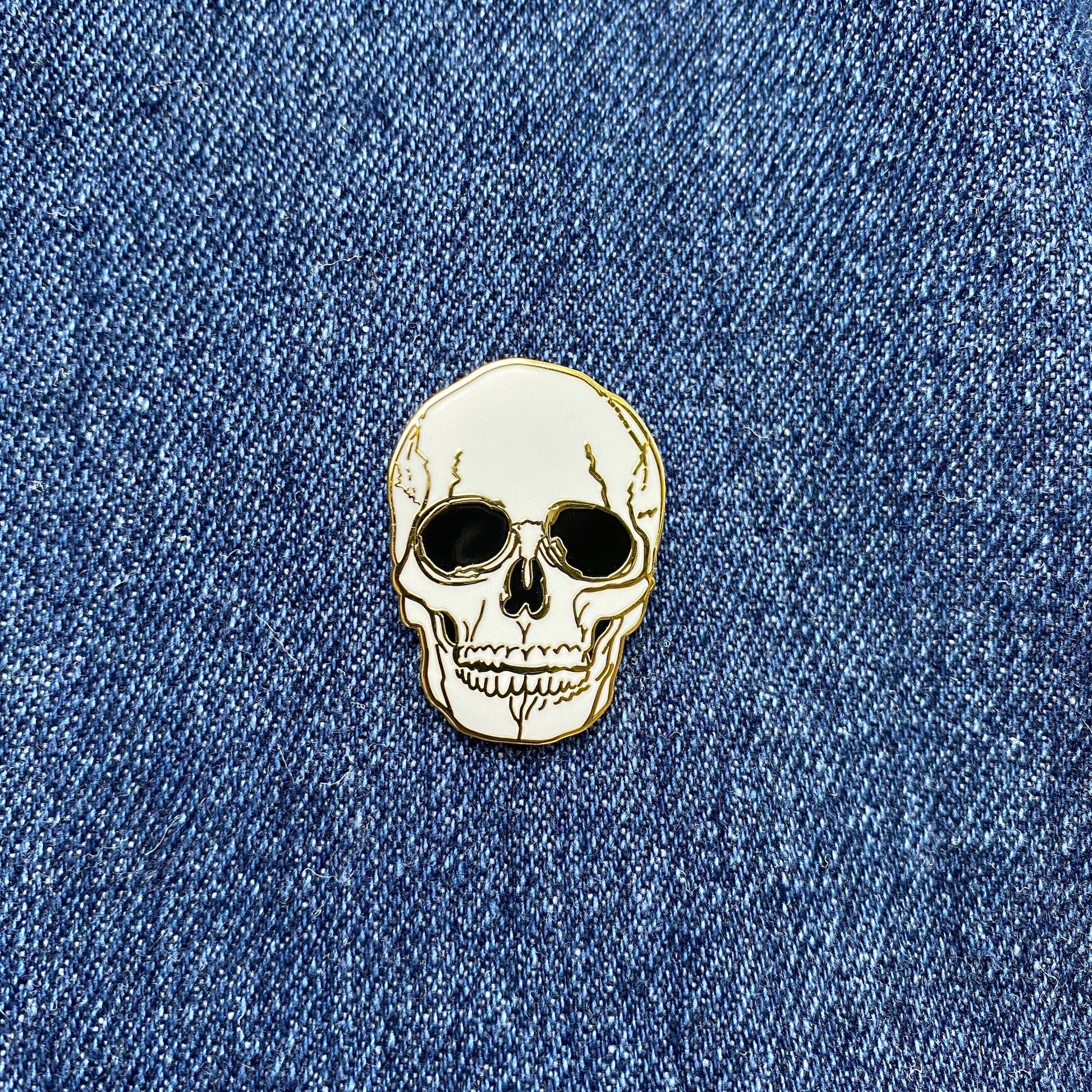 A Handsome Skull - Touch of the Macabre Series - Enamel Pin - thehappypin
