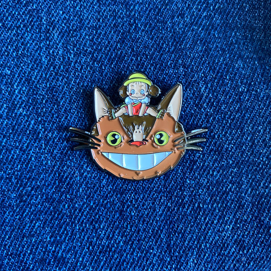 Catbus and Mei - My Neighbor Totoro Enamel Pin - thehappypin