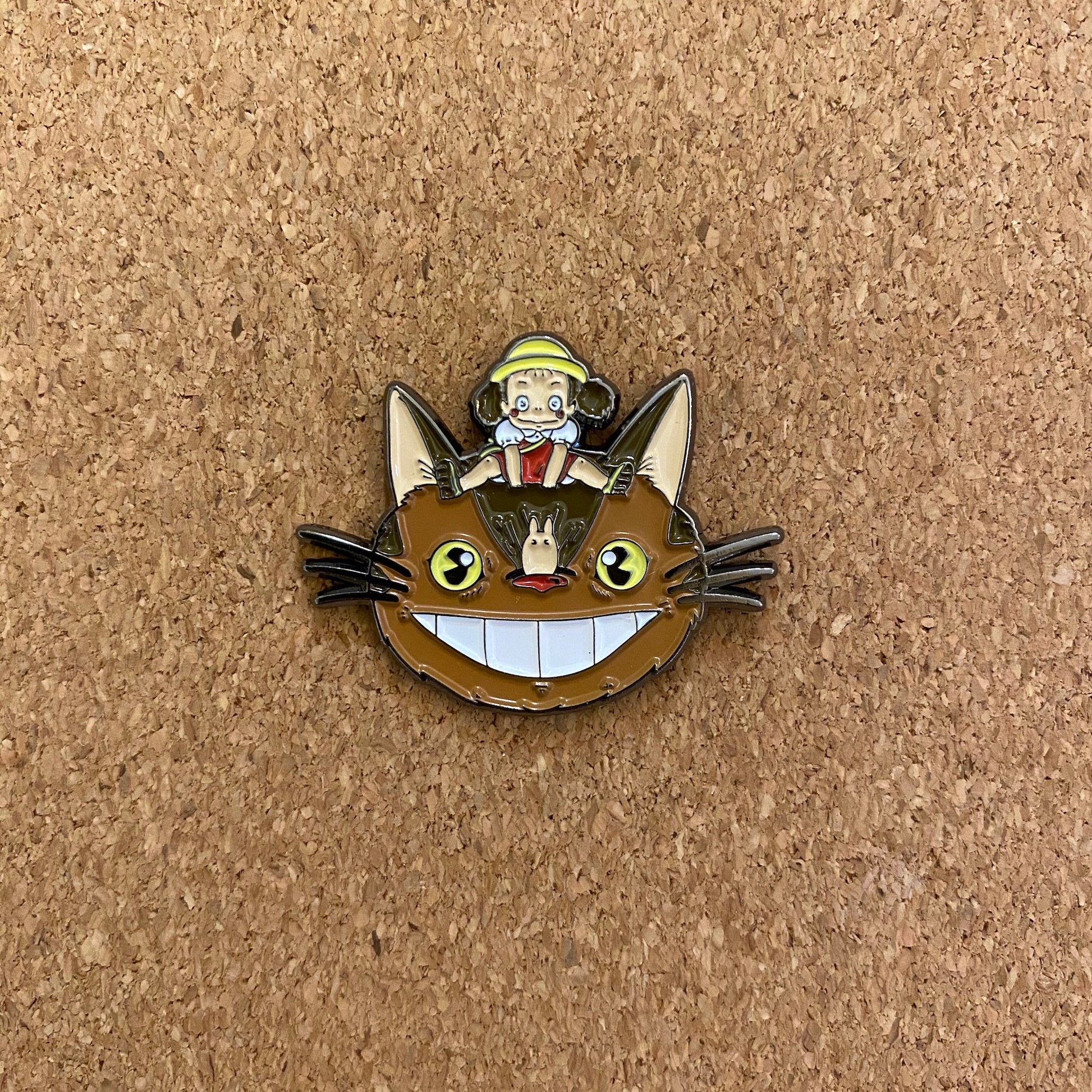 Catbus and Mei - My Neighbor Totoro Enamel Pin - thehappypin