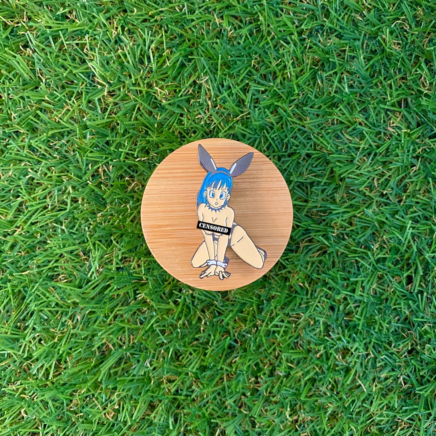 Sexy Bulma Dragon Ball Z Enamel Pin - thehappypin