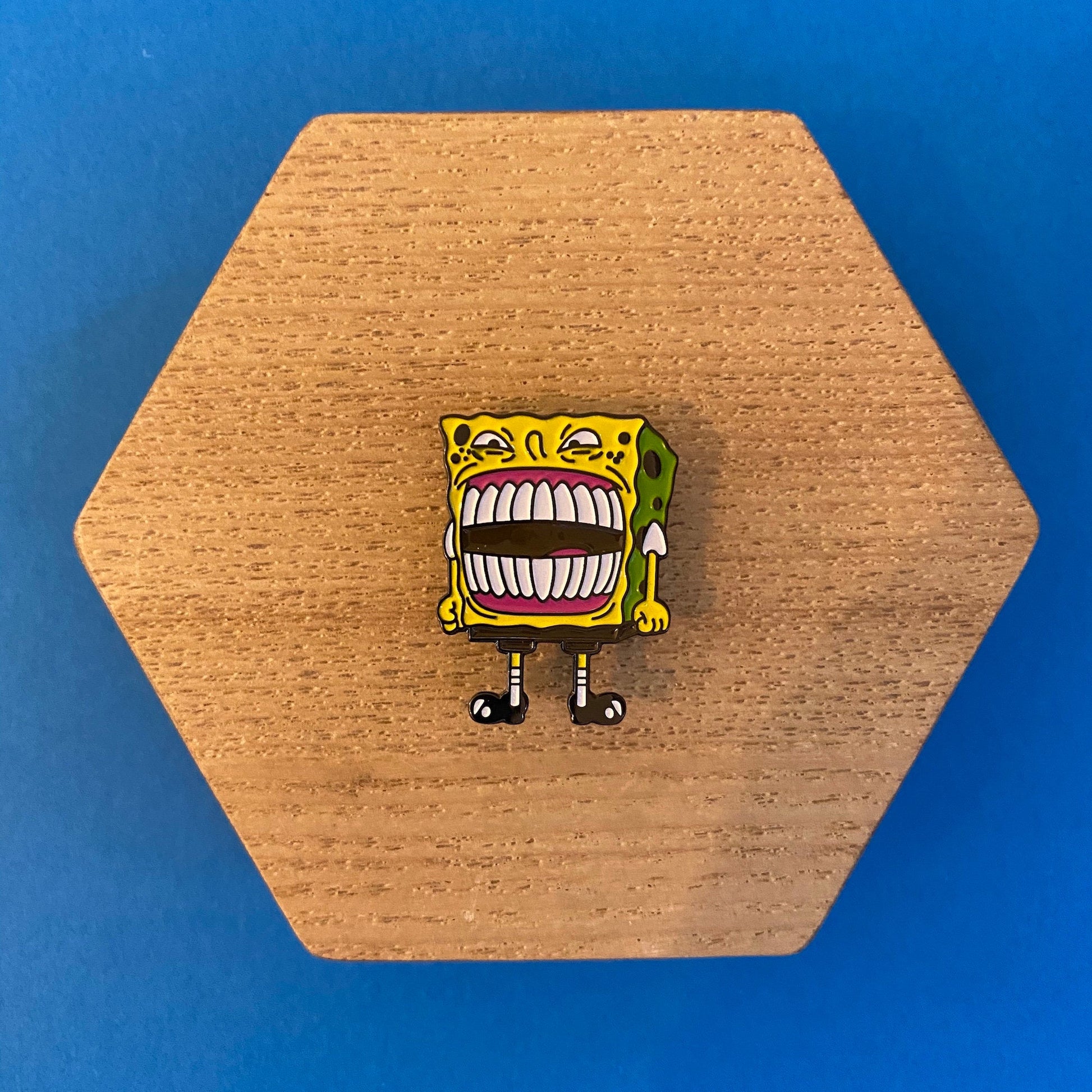 Big Smiles Spongebob Squarepants Enamel Pin - thehappypin