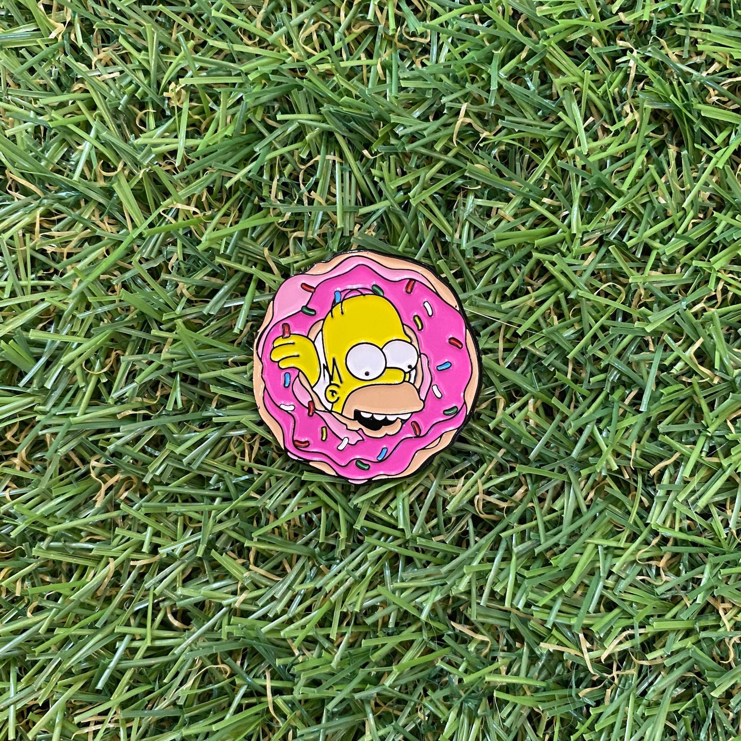 Homer Simpson Doh-Nut Enamel Pin - thehappypin