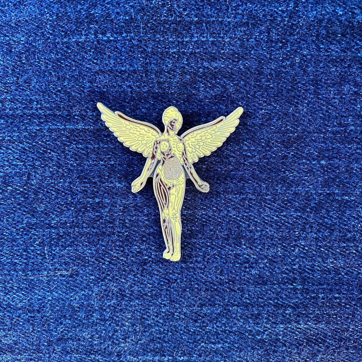 Nirvana Angel RIP Kurt Cobain Enamel Pin - thehappypin